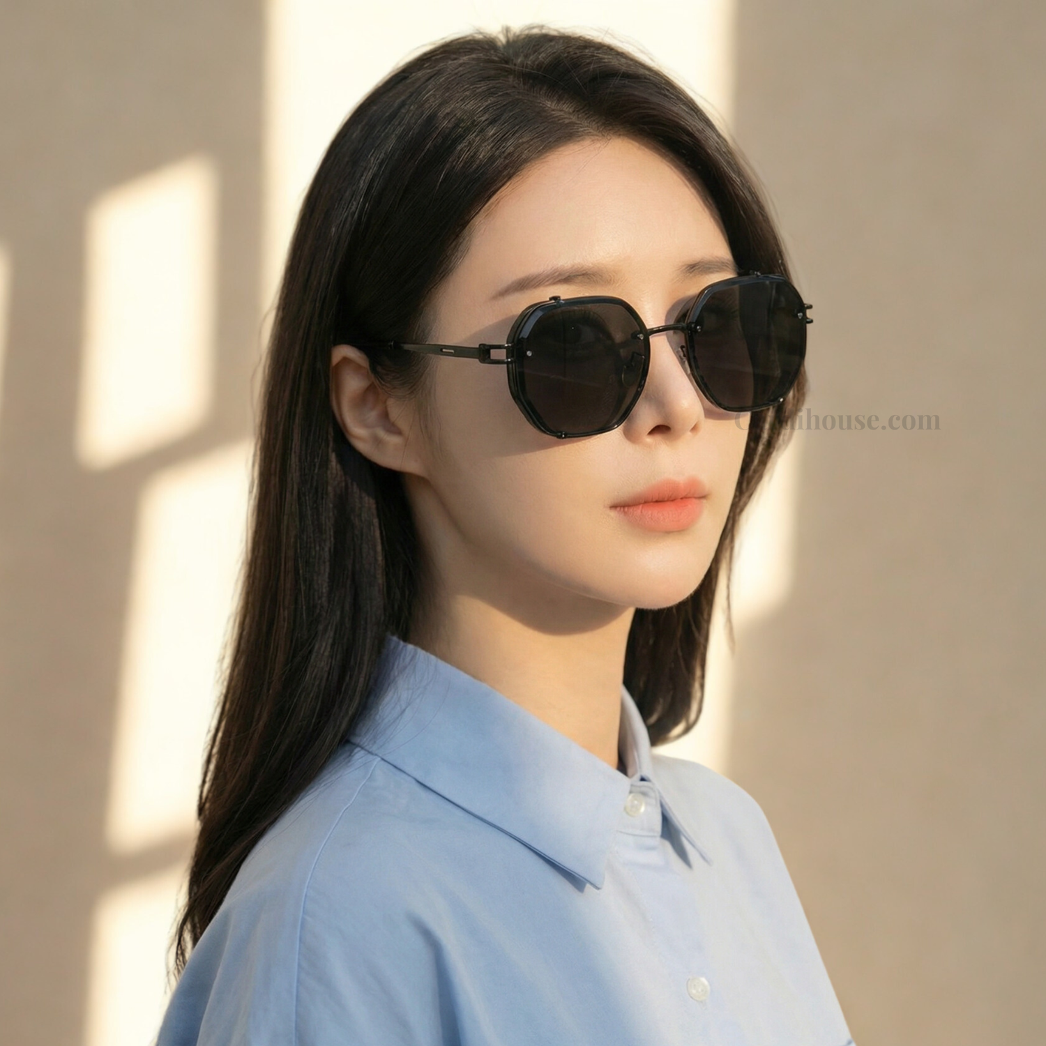 Kính mắt nữ CARDI Black Phantom gọng đen tròng xám khói
